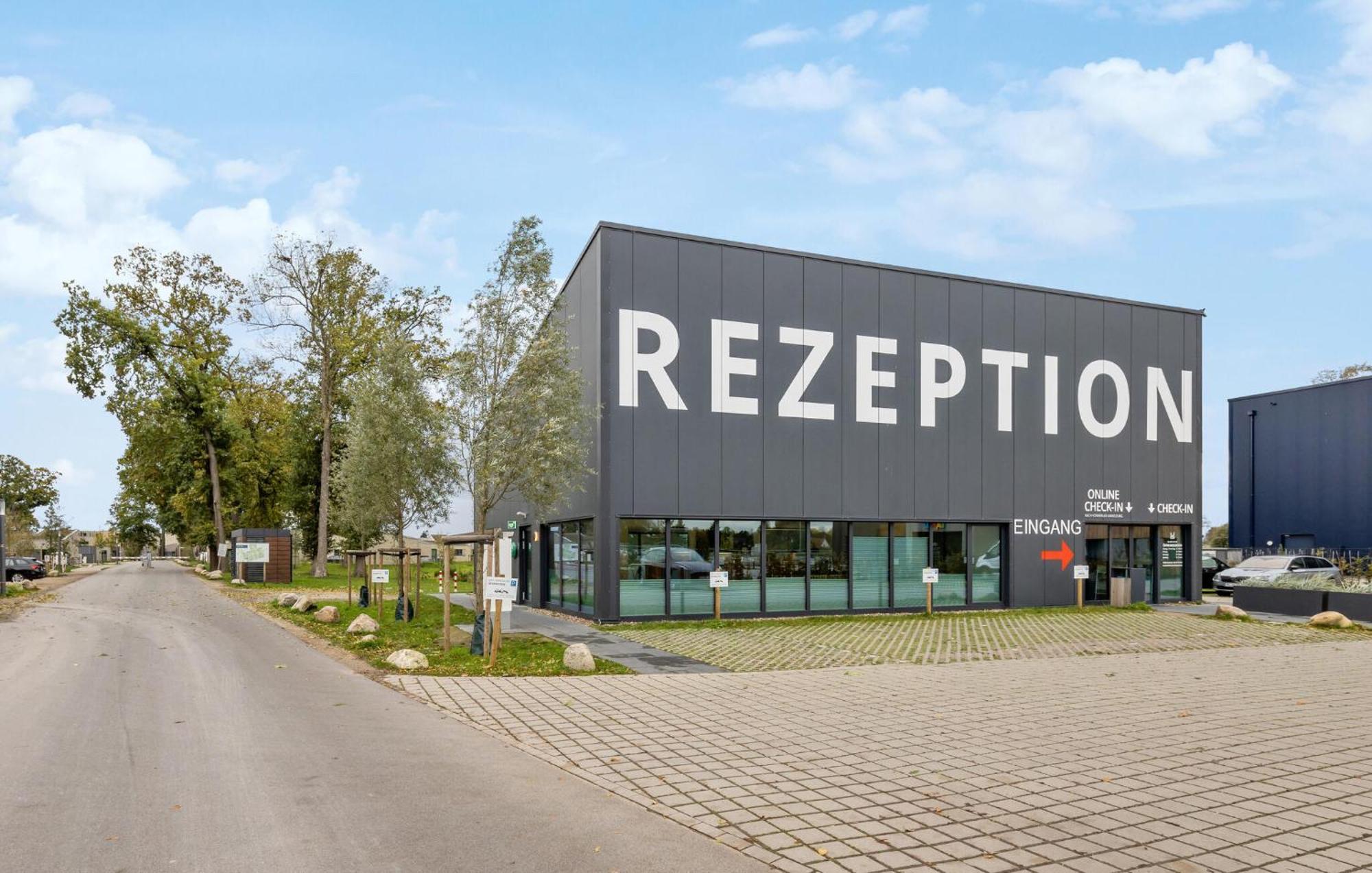 Gorgeous Home In Lembruch-Duemmer See With Kitchen Экстерьер фото